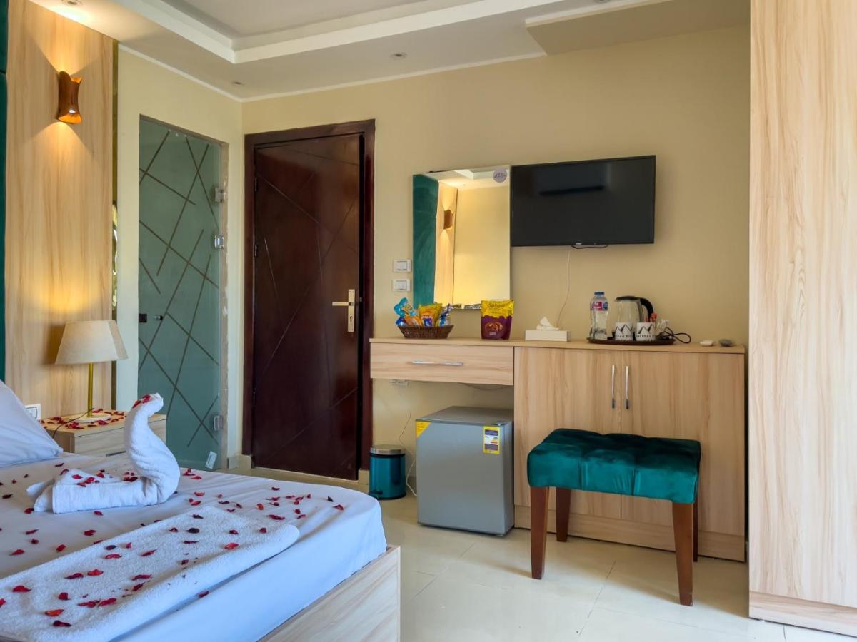 Jumeirah Pyramids View Inn Kafret el-Gabal Exterior photo