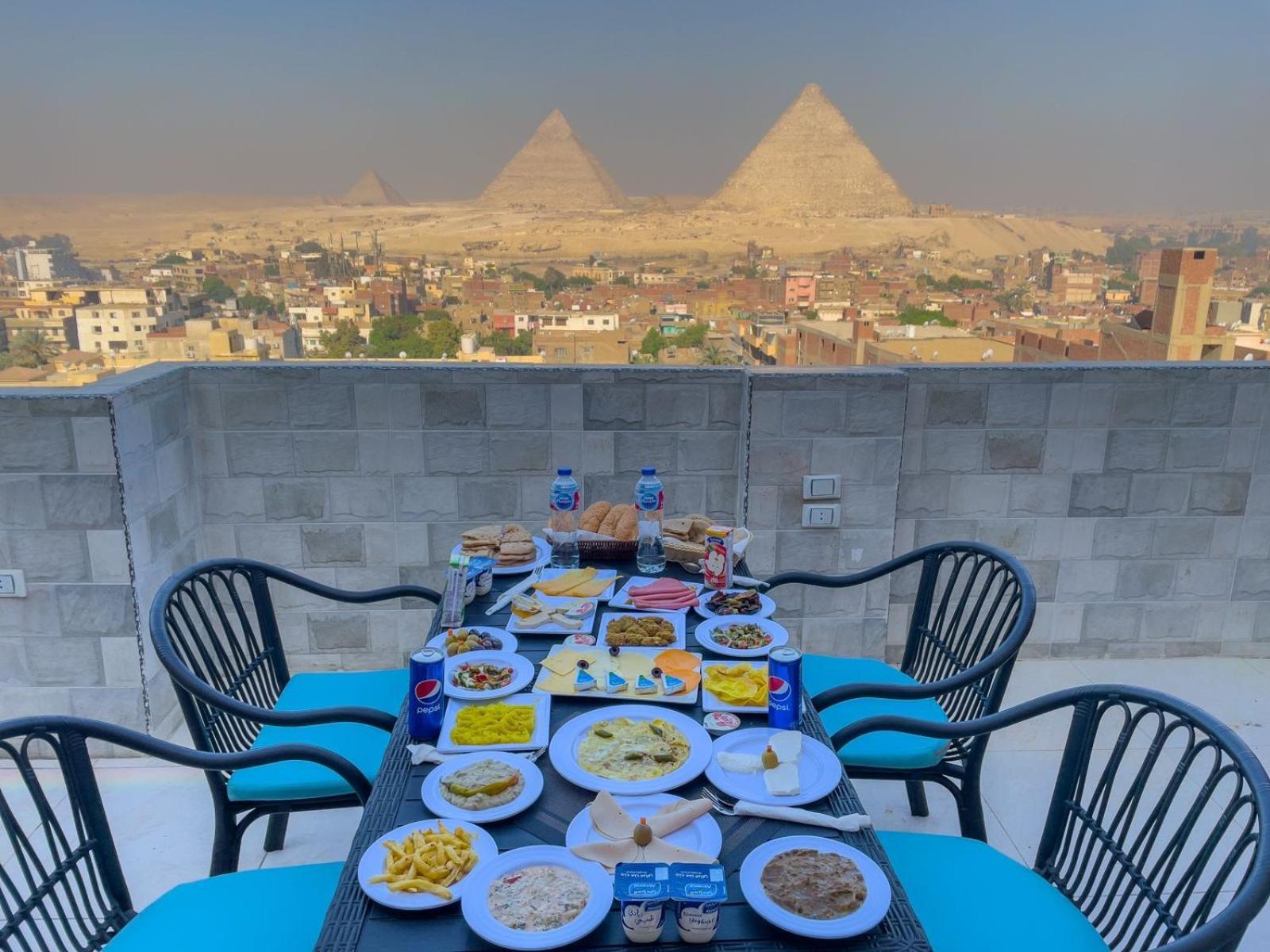 Jumeirah Pyramids View Inn Kafret el-Gabal Exterior photo